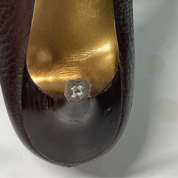 Dolce &amp; Gabbana Brown Leather Peep Toe Buckle Heels Size 38 or US 7.5