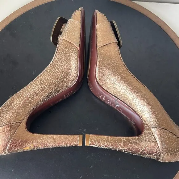 Dolce &amp; Gabbana Pumps Heels Size 40 Metallic Crackled Leather Peep Toe