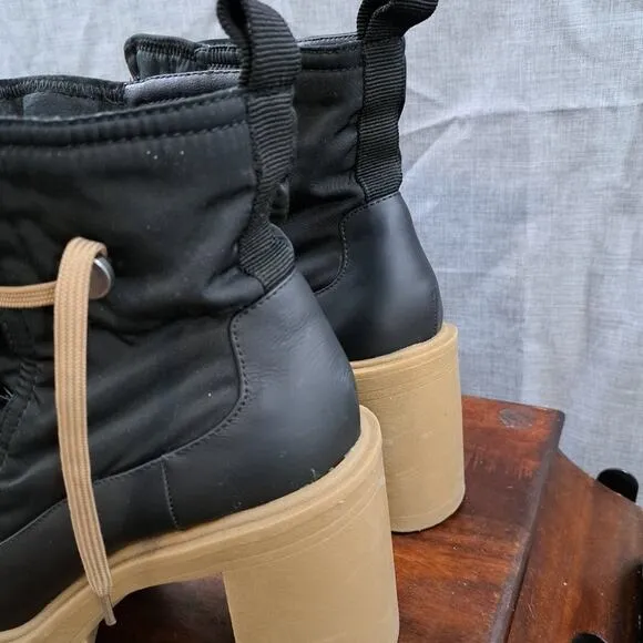 DOLCE VITA Black Lug Platform Sole Heel Boots Sz 9.5 Worn Only 2 times