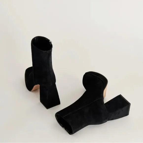 DOLCE VITA BLACK SUEDE ULYSES PLATFORM BOOTS 10 NEW