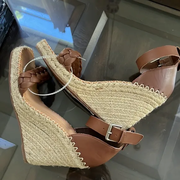 Dolce Vita Nilton Braided Espadrille Wedge Sandals.