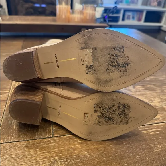 Dolce Vita Shiren in Sand Nubuck