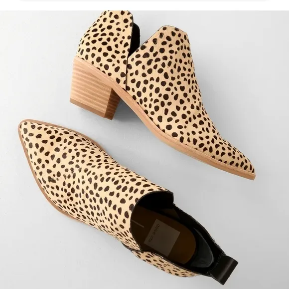 DOLCE VITA  Sonni Leopard Calf Hair Ankle Booties. Size 8.5 Like New