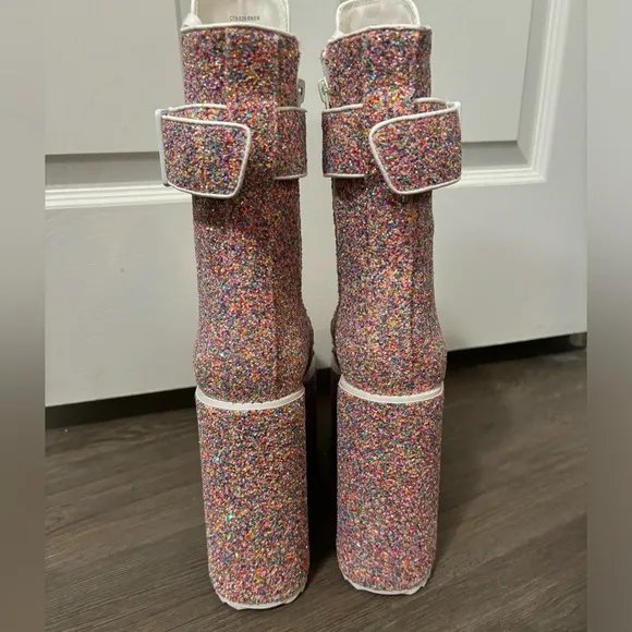 Dolls Kill / Club Exx | Sugar Coated Traitor Boots