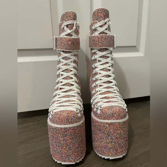 Dolls Kill / Club Exx | Sugar Coated Traitor Boots