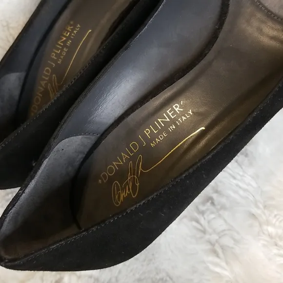 Donald J Pliner Pumps Shoes Womens Size 7.5 Black Peep Open Toe