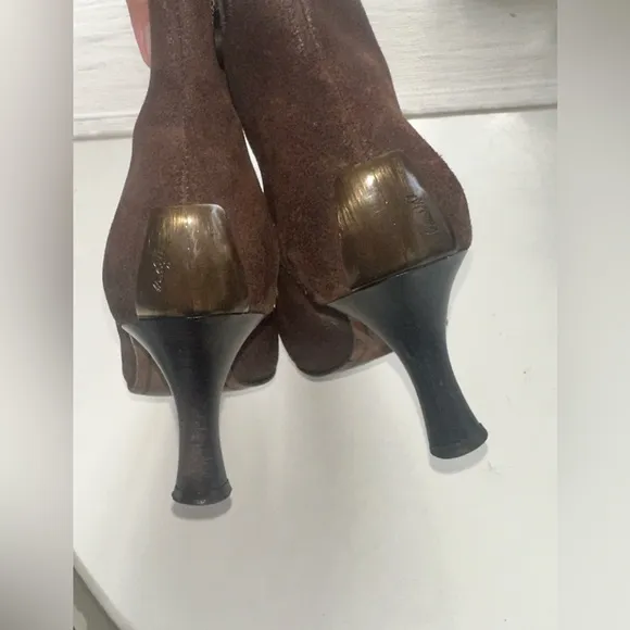 Donald J Pliner Saluma 90s brown low profile boots zipper