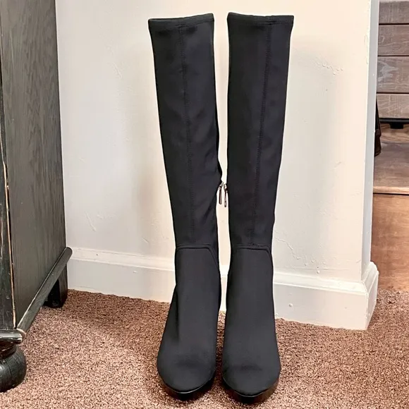 Donald Pliner Black Echoe 2 luxury knee high leg hugging platform boots