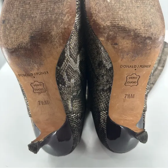 Donald Pliner Snakeskin Knee High Boots Low Kitten Heel Womens 7.5