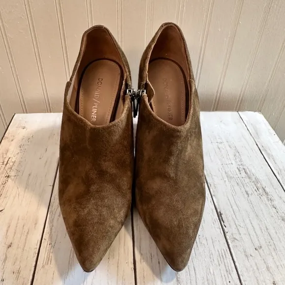 Donald Pliner Women’s Suede Booties with 3-Inch Block Heel, Size 7M
