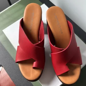 Donald Pliner Yelena Platform Sandals