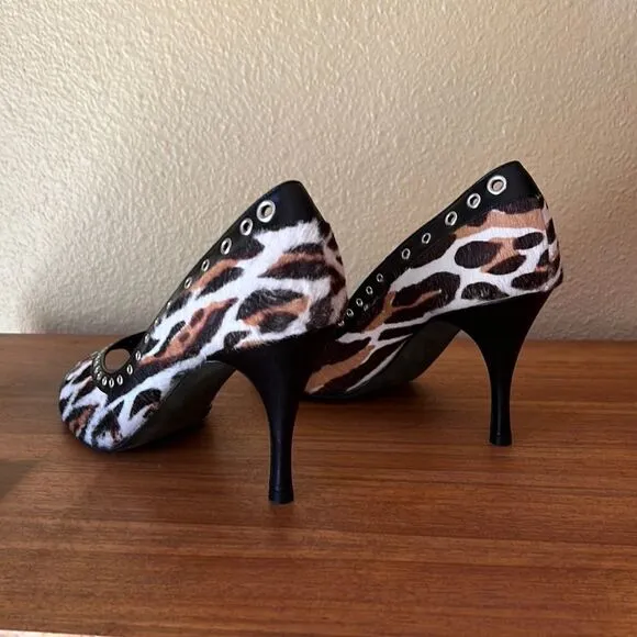 Donald J Pliner Couture Zelma peep toe shoes
