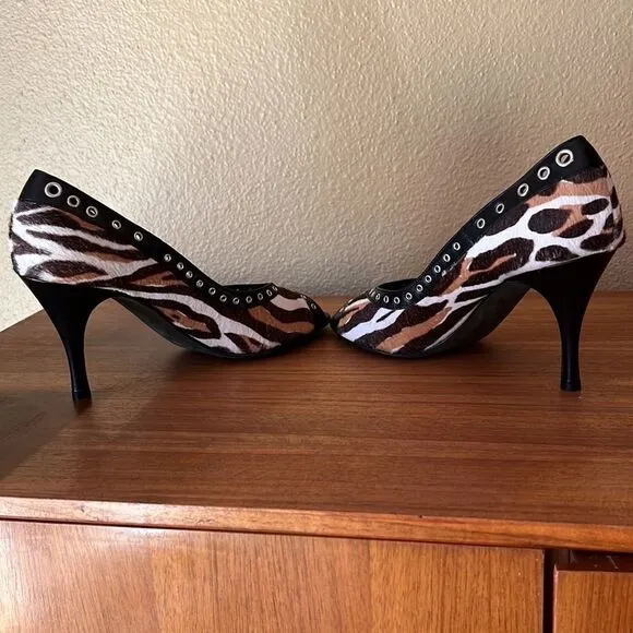 Donald J Pliner Couture Zelma peep toe shoes