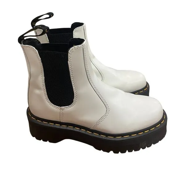 Dr. Martens 2967 Quad Smooth White Leather Platform Chelsea Boots Size 8