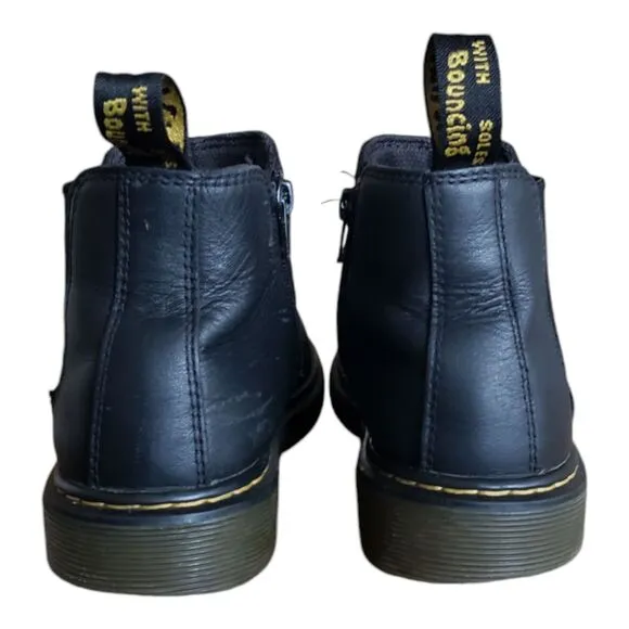 Dr. Martens 2976 Air Wair Chelsea Boots Women's Size 6 Black Leater Zip up