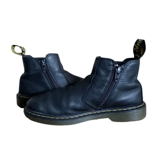 Dr. Martens 2976 Air Wair Chelsea Boots Women's Size 6 Black Leater Zip up