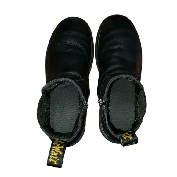 Dr. Martens 2976 Air Wair Chelsea Boots Women's Size 6 Black Leater Zip up