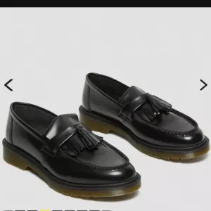 Dr. Martens Adrian Smooth Leather Tassel Loafers Shoes Sz:6 Black