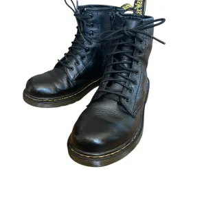 Dr. Martens Air Wair lace ups unisex children’s   Black Leather Boots size 3