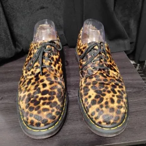 Dr. Martens Air Ware Smiths Hair On Leopard Print Dress Shoes USM 9 USL 10