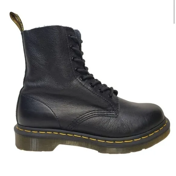 Dr Martens AW004 Pascal Boots 7 Textured Leather Lace-Up Combat Black Boots