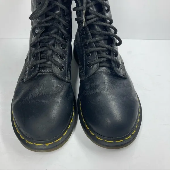 Dr Martens AW004 Pascal Boots 7 Textured Leather Lace-Up Combat Black Boots