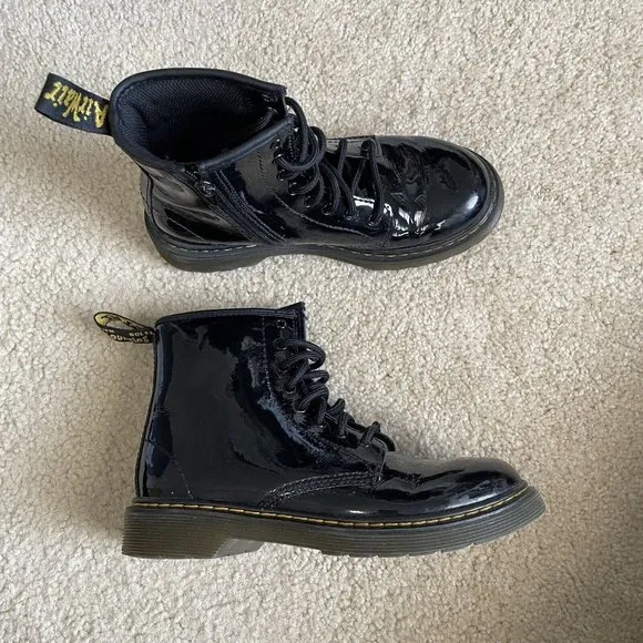 Dr. Martens Combat Boots Black Patent Lamper US Girls/Boys Size 3