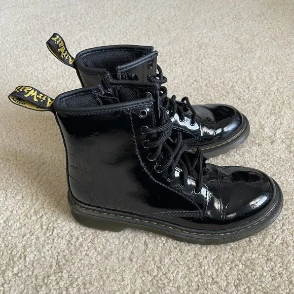 Dr. Martens Combat Boots Black Patent Lamper US Girls/Boys Size 3