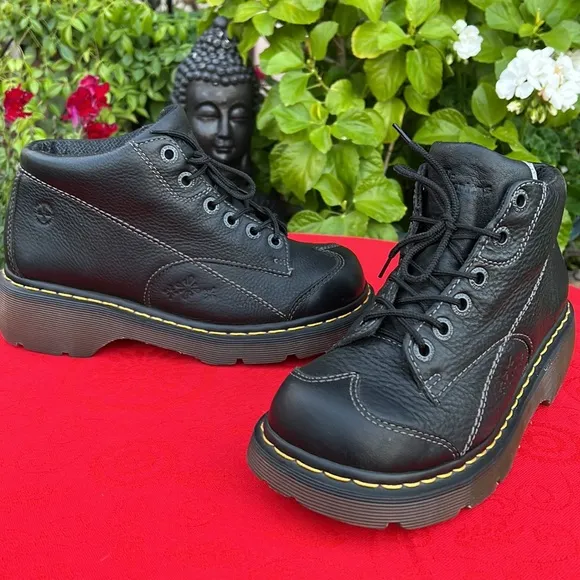 Dr. Martens Daisy Flower 12278 Y2K Chunky Platform Black Ankle Boots