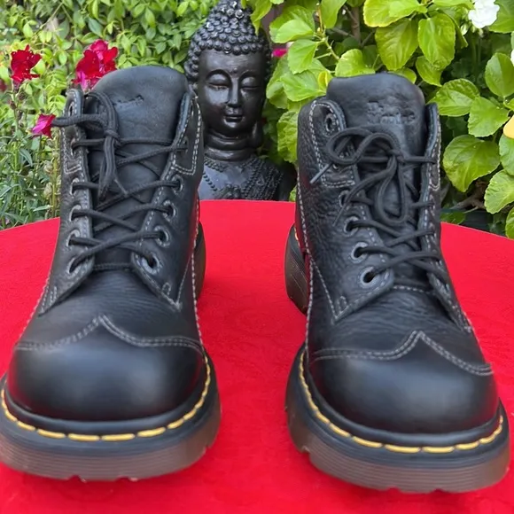 Dr. Martens Daisy Flower 12278 Y2K Chunky Platform Black Ankle Boots