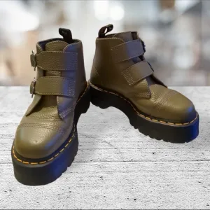 Dr. Martens Devon Flwr Olive Green Platform Boots Size 7L