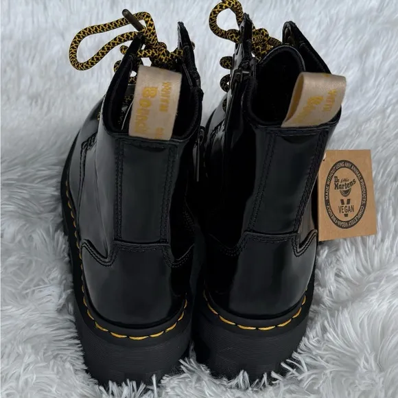 Dr Martens Jadon Max Combat Platform Boots Black Vegan LA004 Women's Size 6