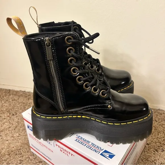 Dr. Martens® Jadon Max Platform boots