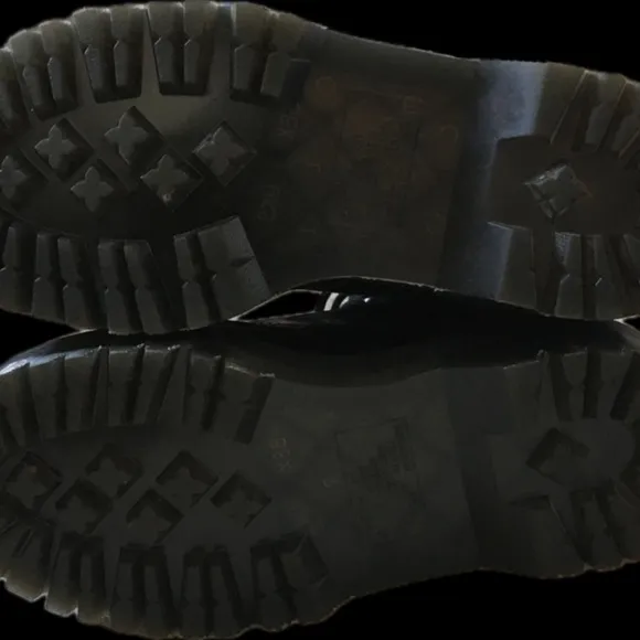 DR MARTENS JADON PLATFORM BOOTS
