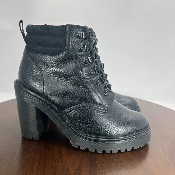 Dr. Martens Persephone Boots Women's 8 Black Leather Chunky Platform Lug Lace Up