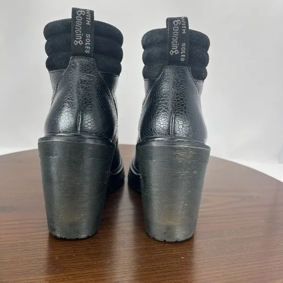 Dr. Martens Persephone Boots Women's 8 Black Leather Chunky Platform Lug Lace Up