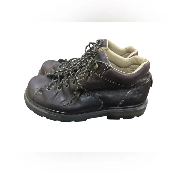 Dr. Martens size 12M low boots B6