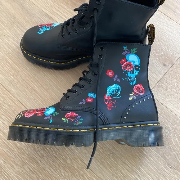Dr. Marten’s Skull Rivet Platform Boots