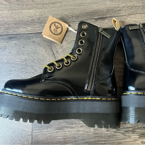 Dr Martens Vegan Jadon Max Combat Platform Boots Black Size 9W/8M NEW