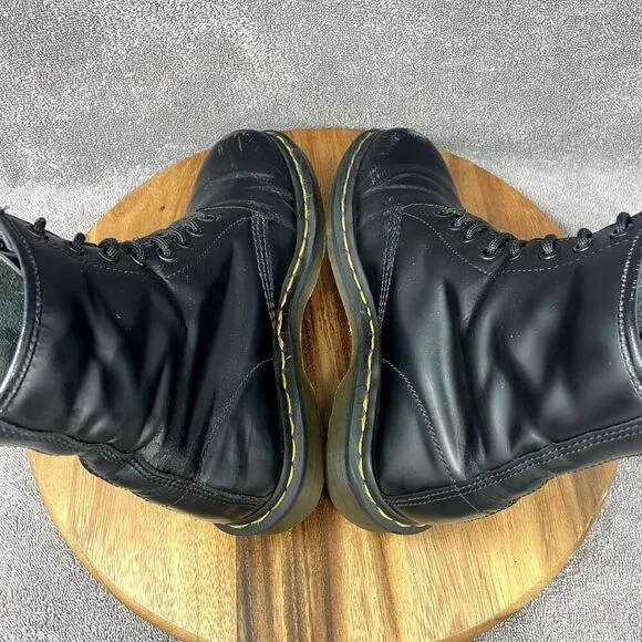 Dr. Martens Women's Size 7 Grunge Lace-Up Boots Combat Black 1460W 8 Eyelet