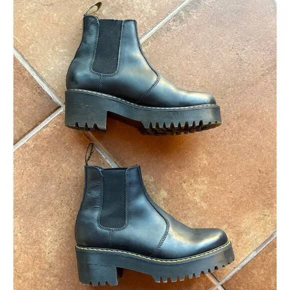 Dr. Martins Black Rometty Lug Sole Platform Chelsea Boots size 9