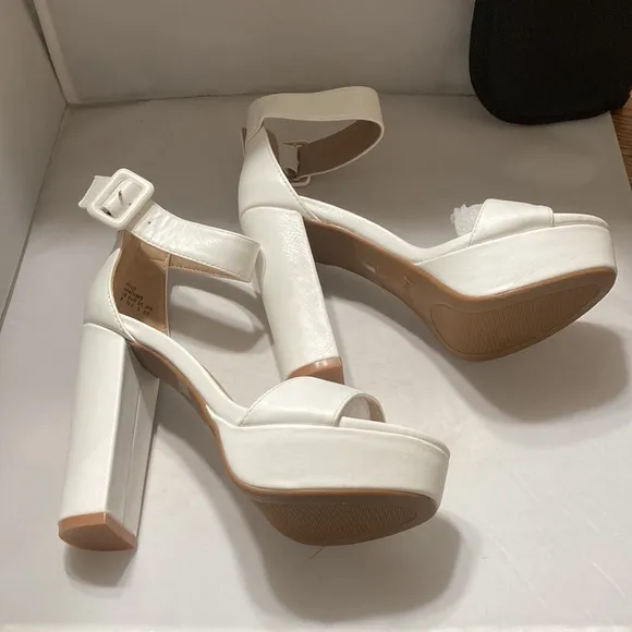 DREAM PAIRS Hi-Lo High Heel Platform Pump Sandals Size 5
