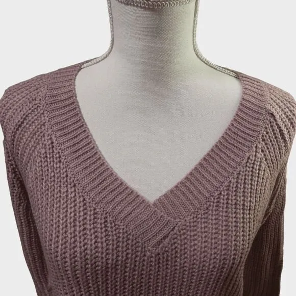 Dreamers Boutique V-Neck High Low Long Sleeve Purple Sweater Size S/M