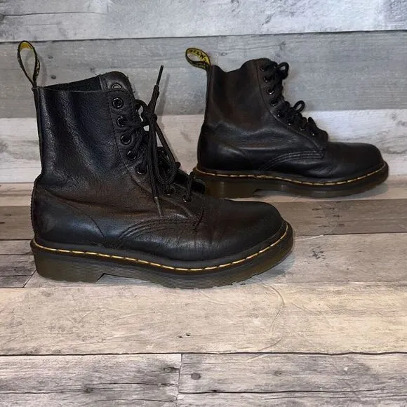 Dr. Martens Black Boots‎ Sz US L 5
