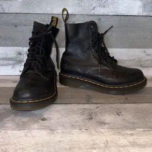 Dr. Martens Black Boots‎ Sz US L 5
