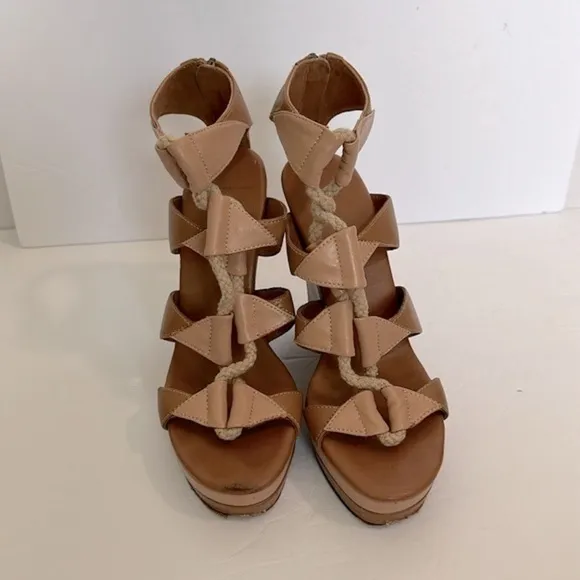DVF Diane Von Furstenberg Theia wedge size 8