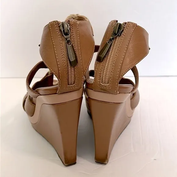 DVF Diane Von Furstenberg Theia wedge size 8