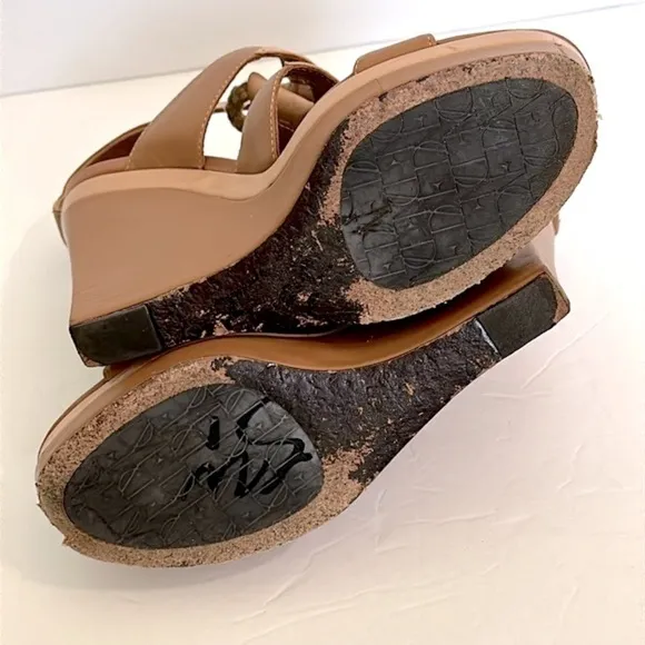 DVF Diane Von Furstenberg Theia wedge size 8