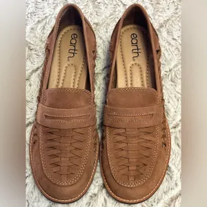 Earth Ella Round Toe Slip-On Casual Flat Comfort Loafers in Brown Leather Sz 7