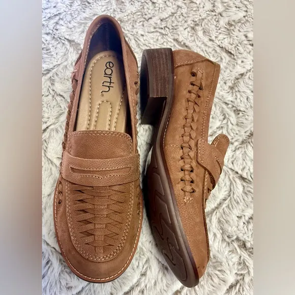 Earth Ella Round Toe Slip-On Casual Flat Comfort Loafers in Brown Leather Sz 7
